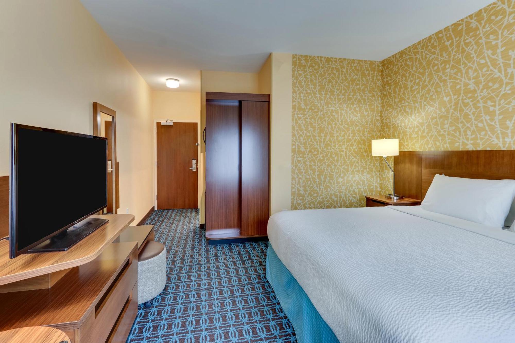 Hotel Fairfield & By Marriott I-95 Dunn